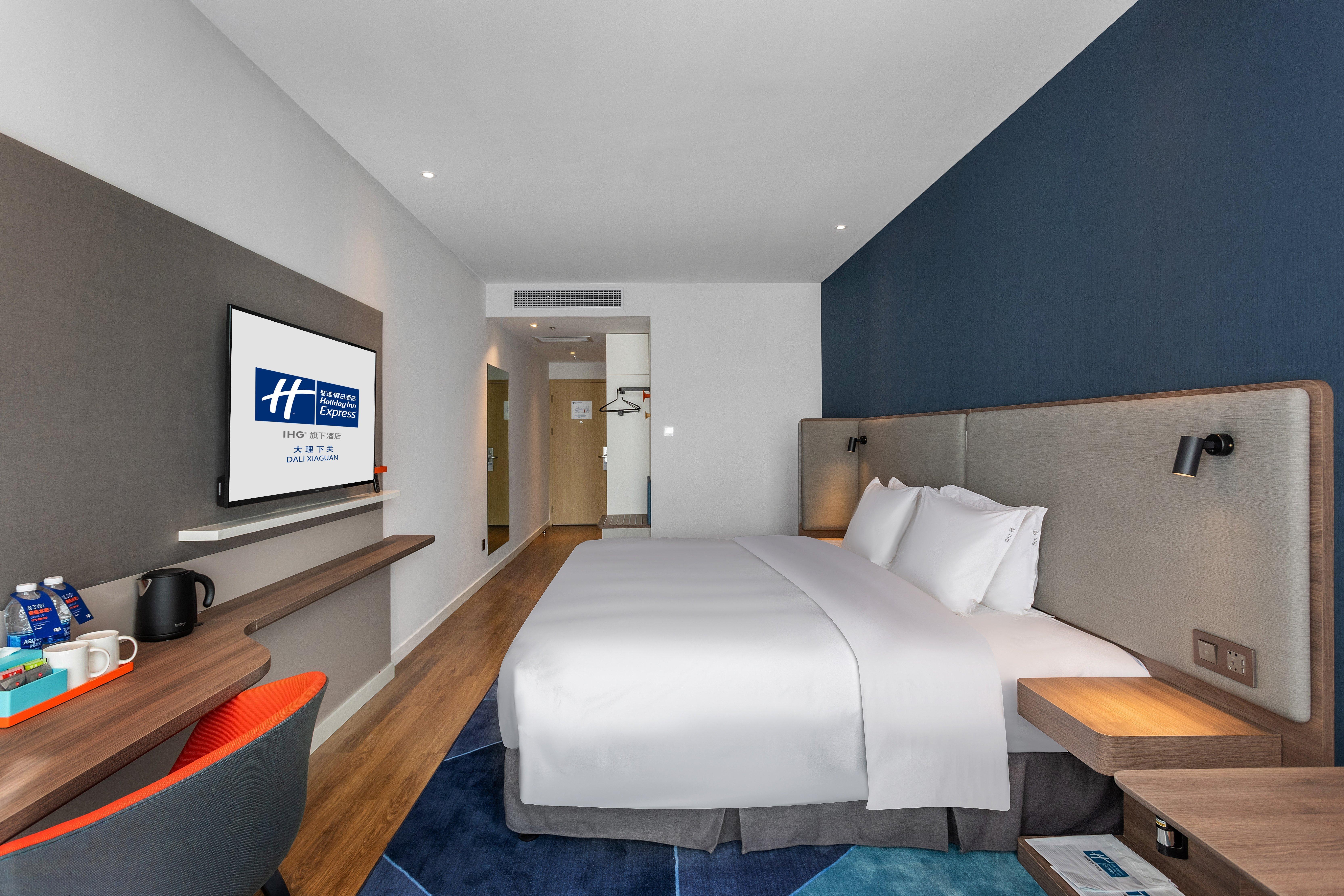 Holiday Inn Express Dali Xiaguan By Ihg Екстериор снимка