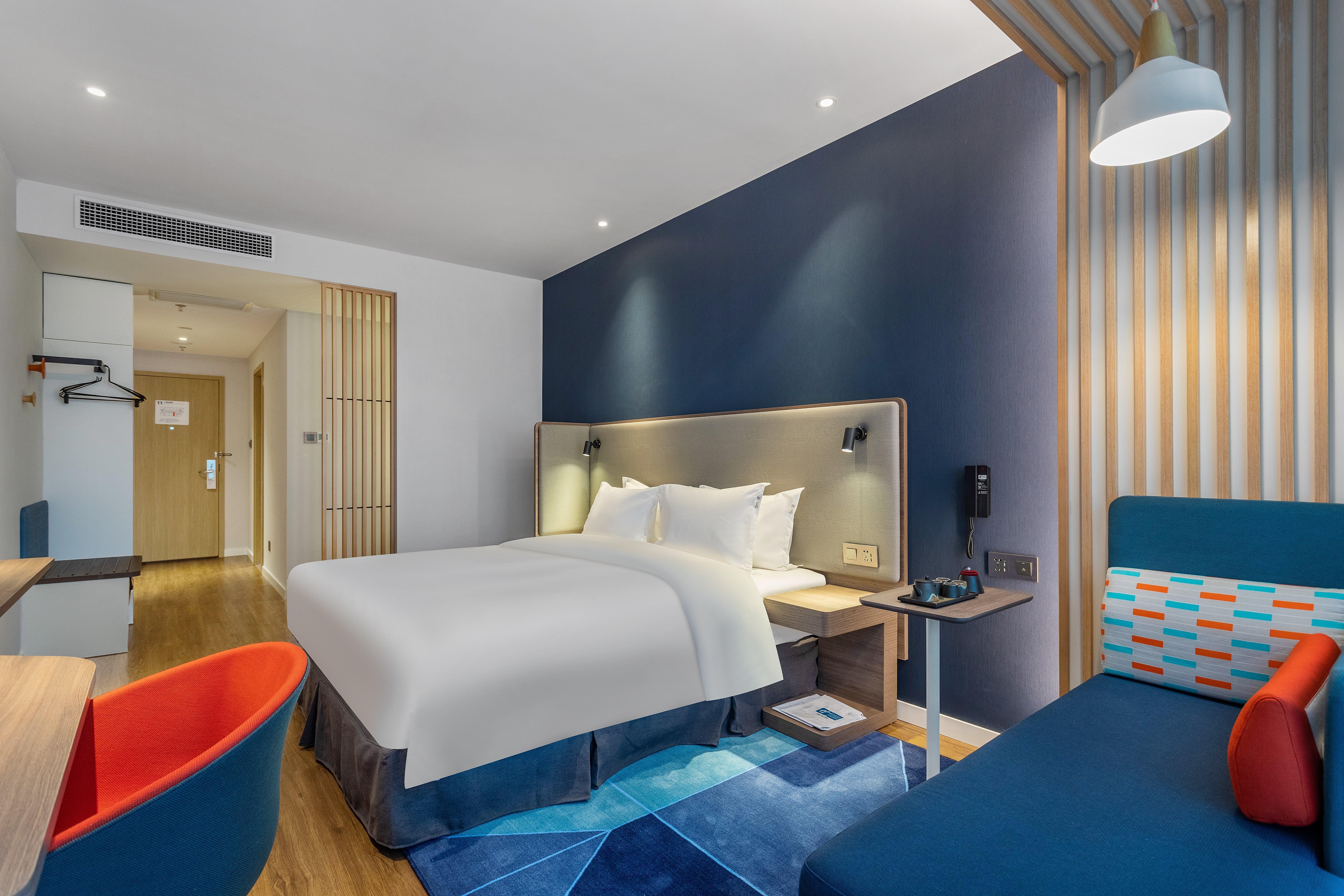 Holiday Inn Express Dali Xiaguan By Ihg Екстериор снимка